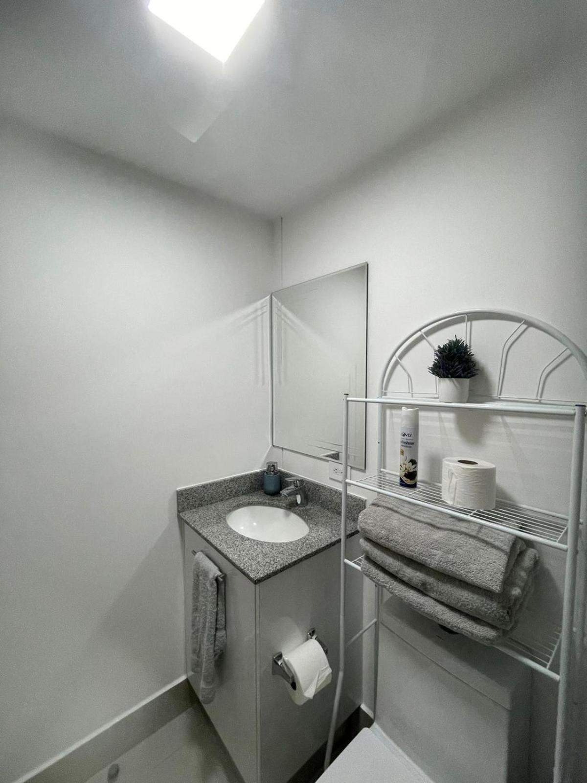 Ifreses, Study Full Equipped Whith Pool, Air- Conditioning, Spectacular View Of The City, Parking With Additional Payment Curridabat Стая снимка