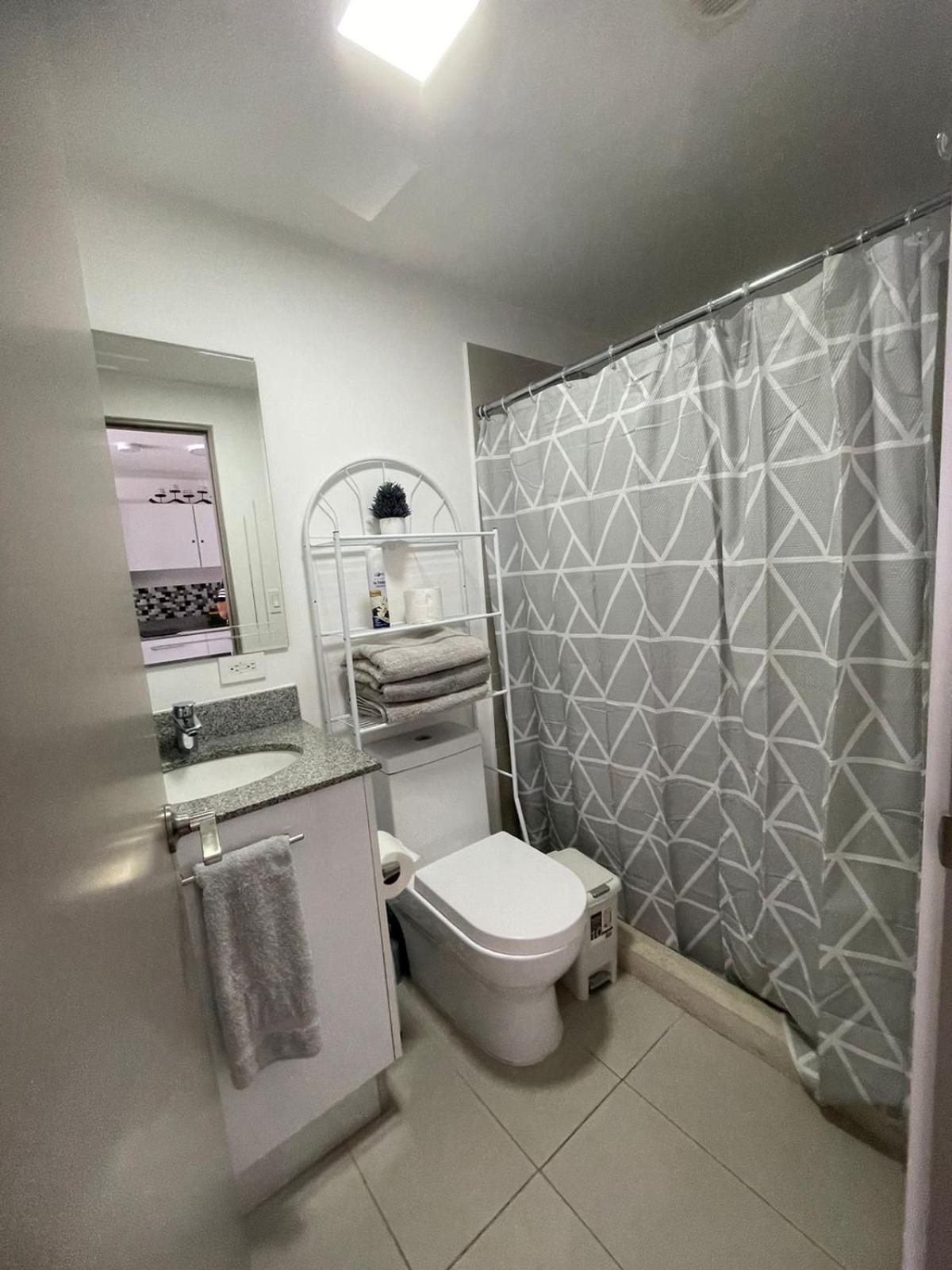 Ifreses, Study Full Equipped Whith Pool, Air- Conditioning, Spectacular View Of The City, Parking With Additional Payment Curridabat Стая снимка
